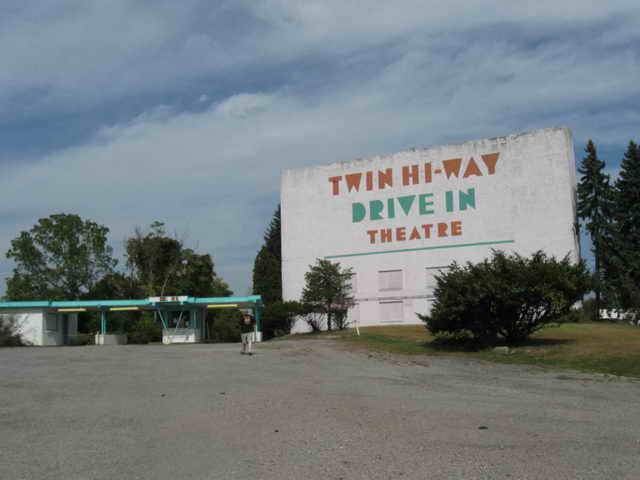 Twin Hi-Way Drive-In - 2013 Photo